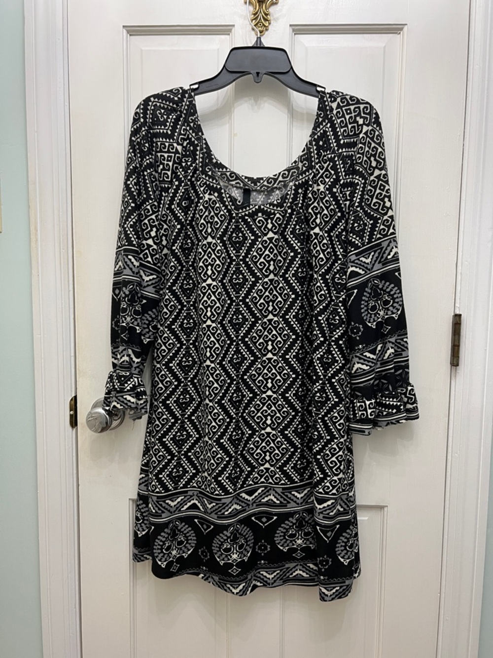 Voll Style Black and White Geometric Tunic
